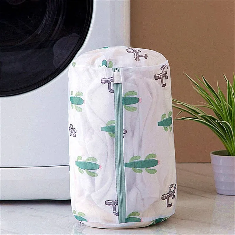 Cactus Print Mesh Laundry Clothes Bag