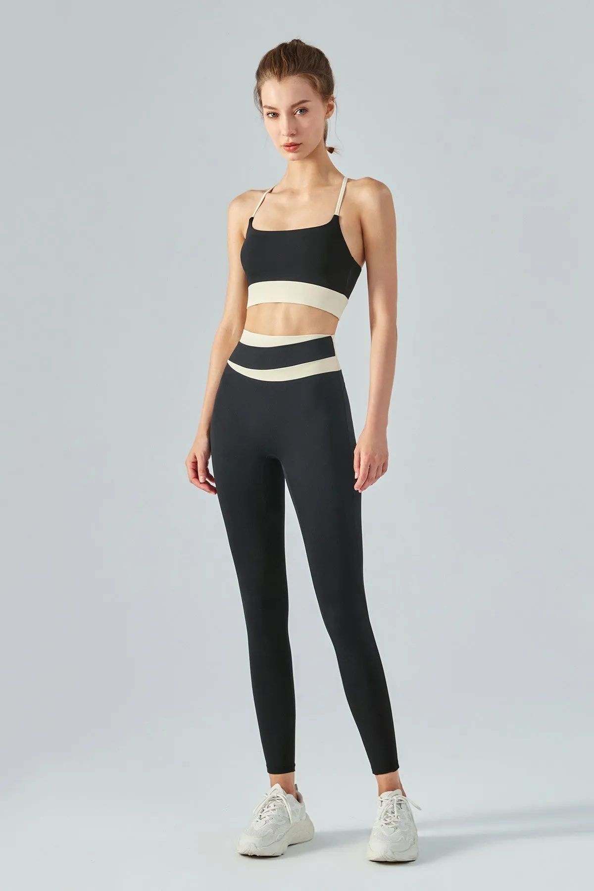 Colorblock Criss Cross Back Sports Bra