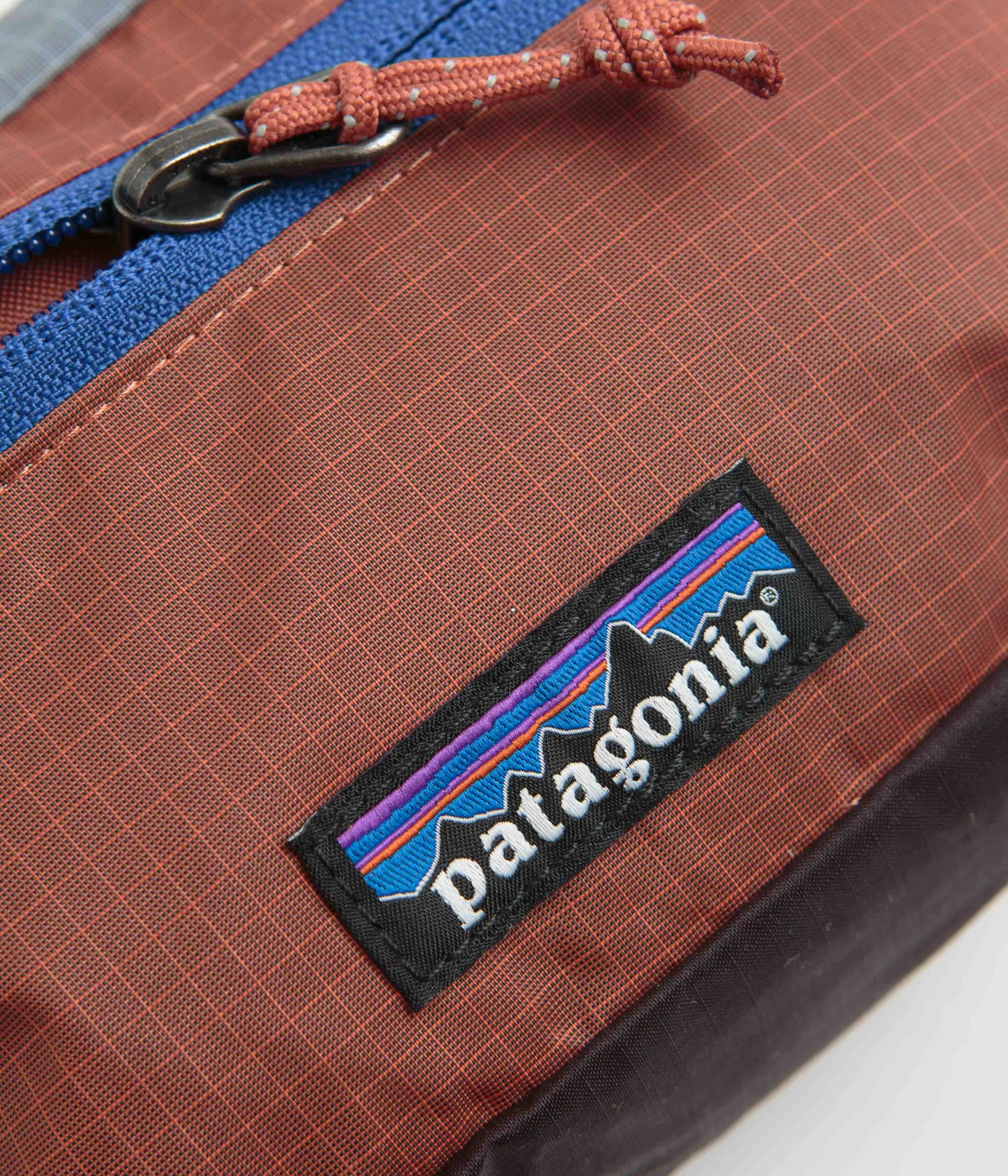 Patagonia Ultralight Black Hole Mini Hip Pack - Patchwork: Obsidian Plum