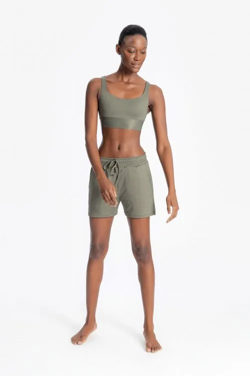 Wellness Lounge Bermuda | Activewear | Sage Green